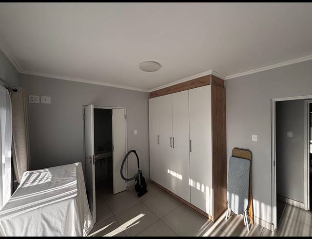 2 BEDROOM APARTMENT FOR SALE IN UMHLANGA RIDGE